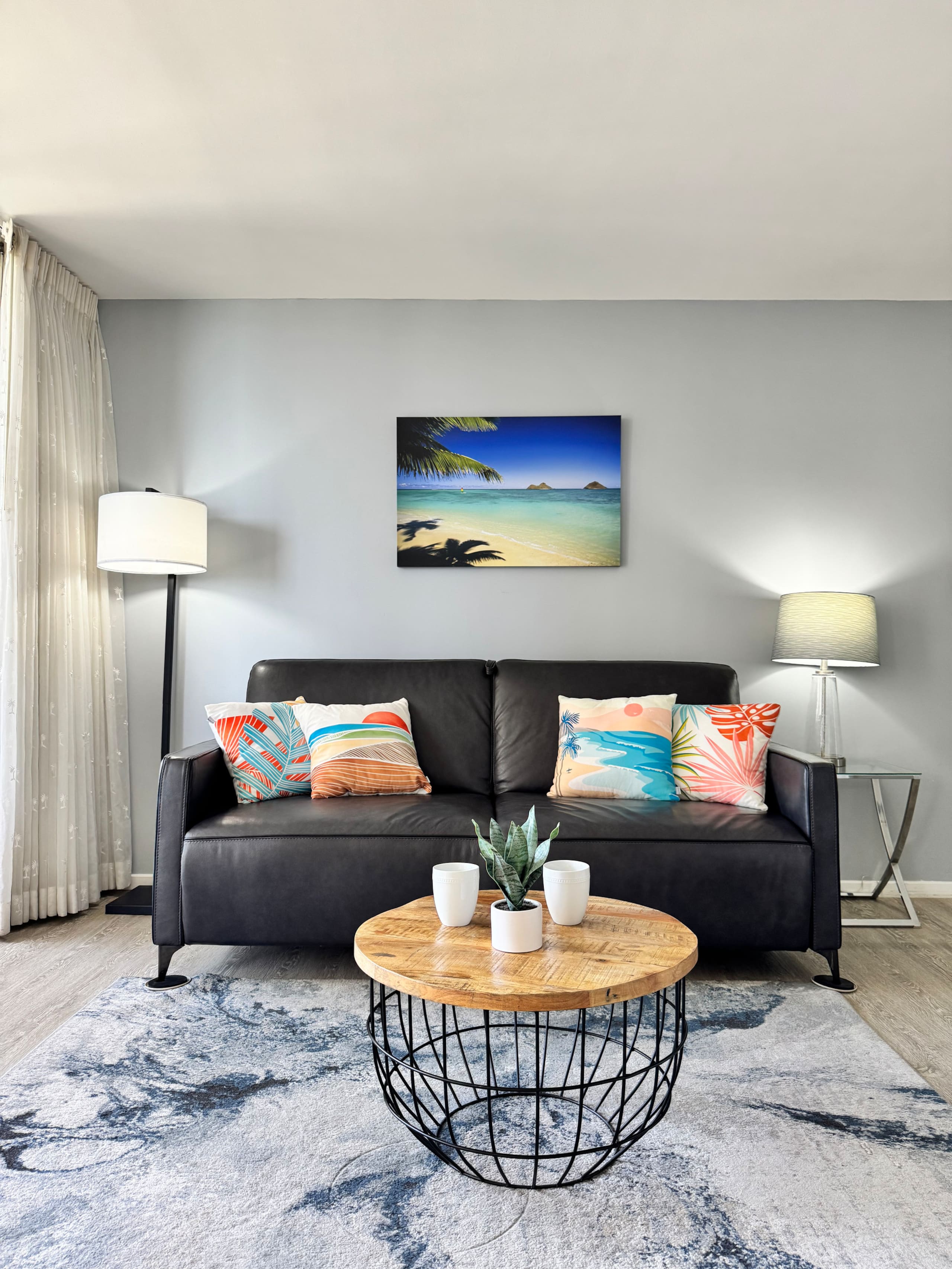 Condo in Honolulu · ★4.97 · 1 bedroom · 2 beds · 1 private bath - Image 4