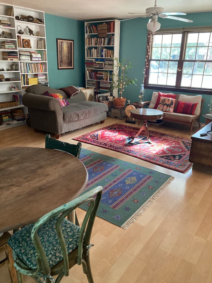 The Arthouse Guestroom! 1/2 Mile To Downtown! - Yellow Springs, OH