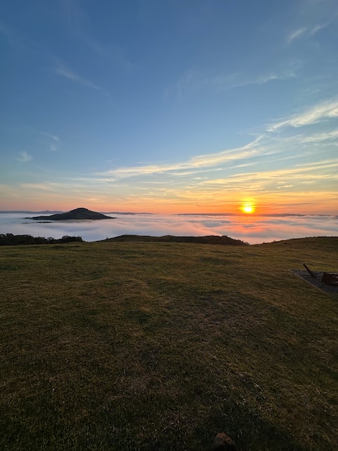 Middle of Nowhere - Best View and Privacy of the Serra