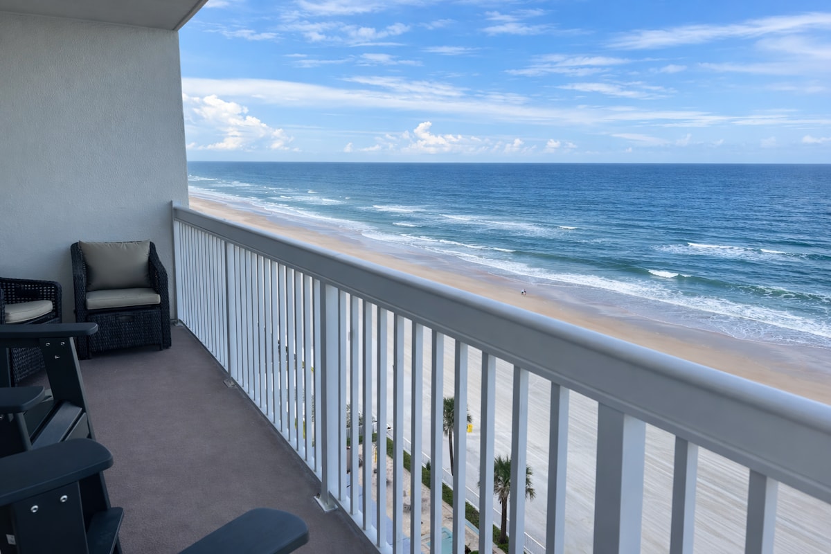 Ocean Front view Studio Condo