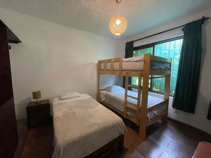 غرفة النوم 2