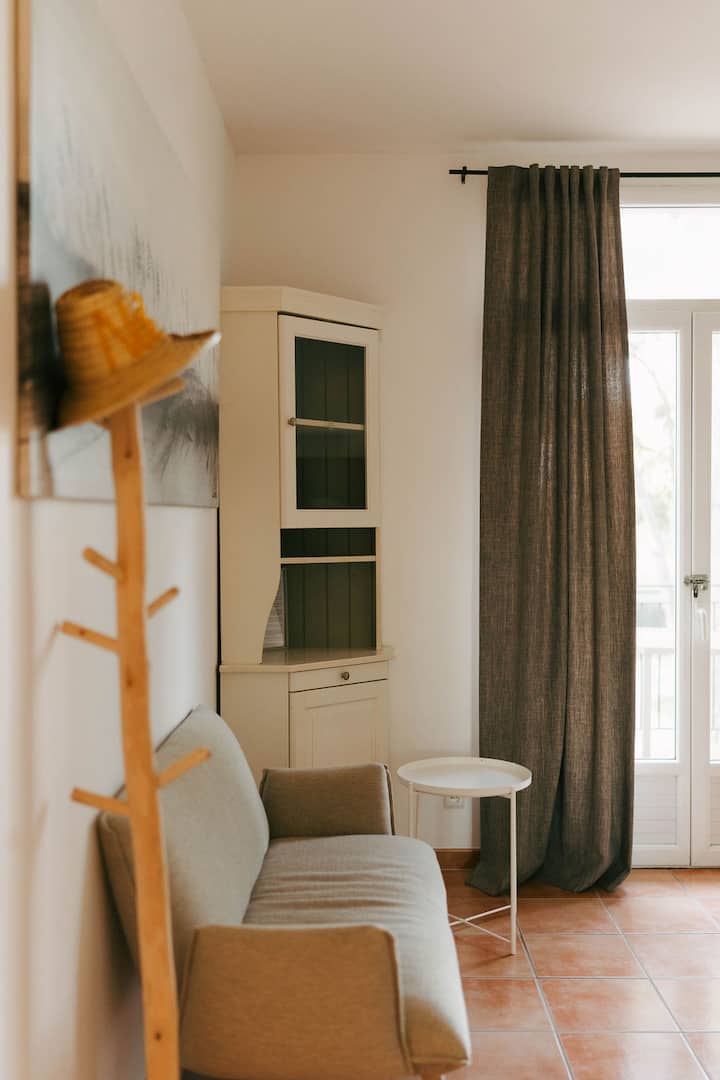 Appartement 2 Personnes Avec Balcon Vue Pinède - Hyères