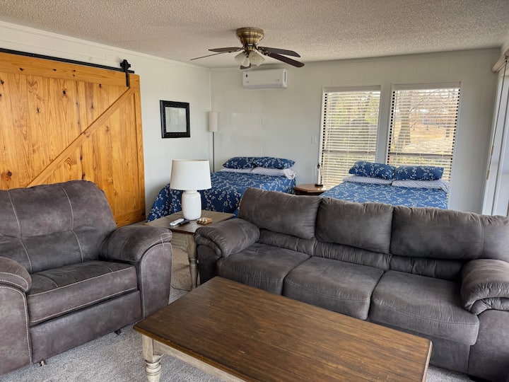 მისაღები ოთახი