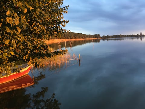 Successful Airbnb property: By the lake away from the hustle and bustle in Neuruppin