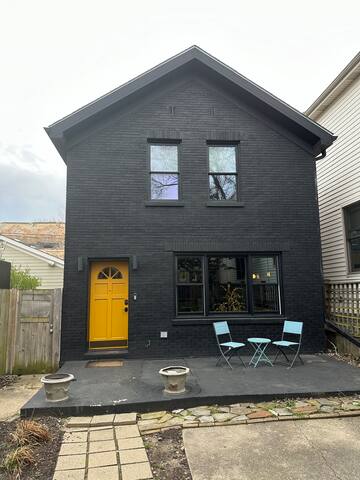 Roscoe Village Haven gallery image 3