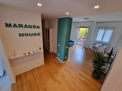 Successful Airbnb property: Maragda House M4 Metro 2 Bedrooms & 2 Bathrooms in Milano