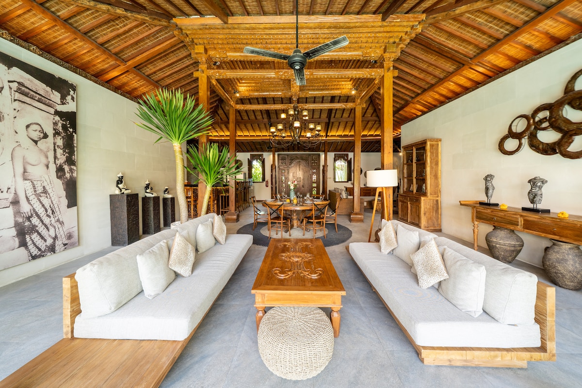 Villa in Canggu · ★4.84 · 3 bedrooms · 3 beds · 3 private baths, сопоставимый объект Airbnb