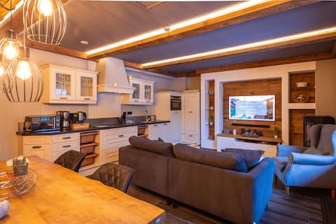 Erfolgreiche Airbnb-Immobilie: Welcome to the apartment "Mountainstyle" in Kaprun