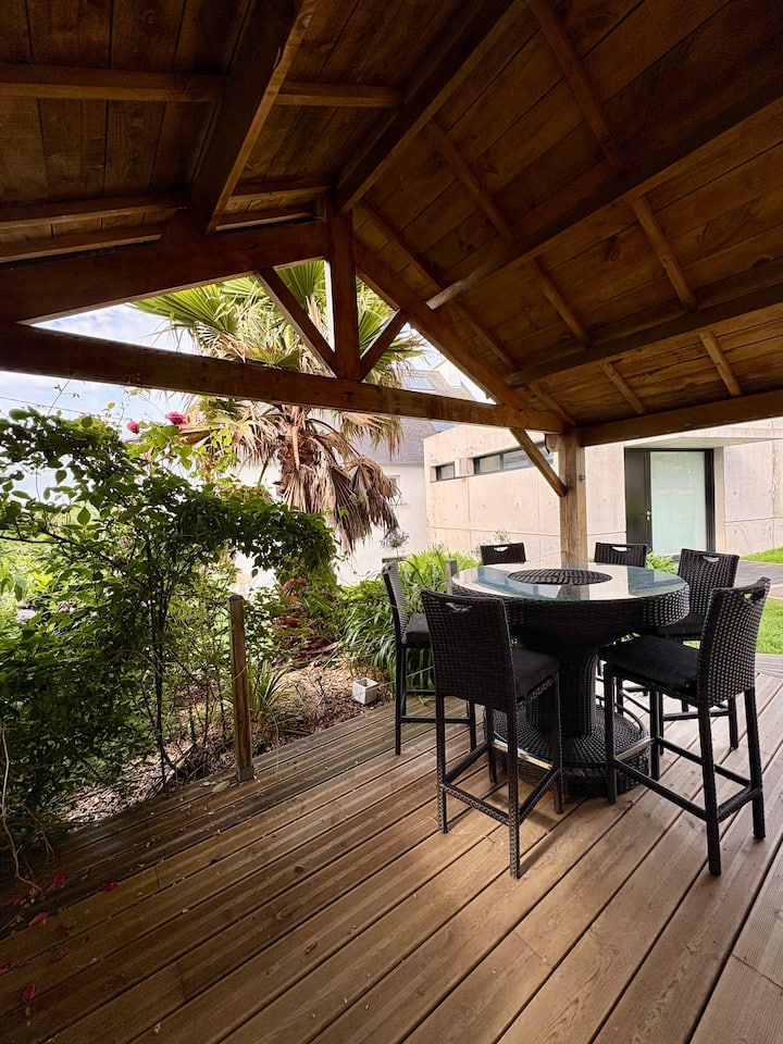 Petite Maisonnette Avec Plancha - Locquirec
