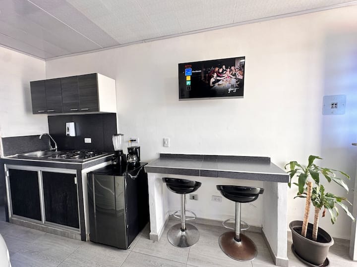 Blue Jacuzzi Aircondi Tv Wi-fi Pool Central 5b-2 - Flandes