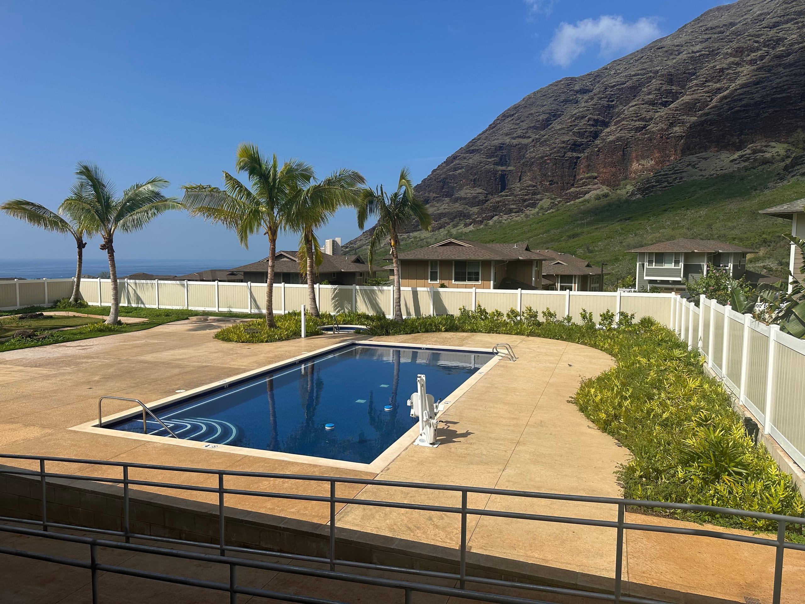 Guesthouse in Waianae · ★4.9 · 1 bedroom · 2 beds · 1 private bath - Image 1