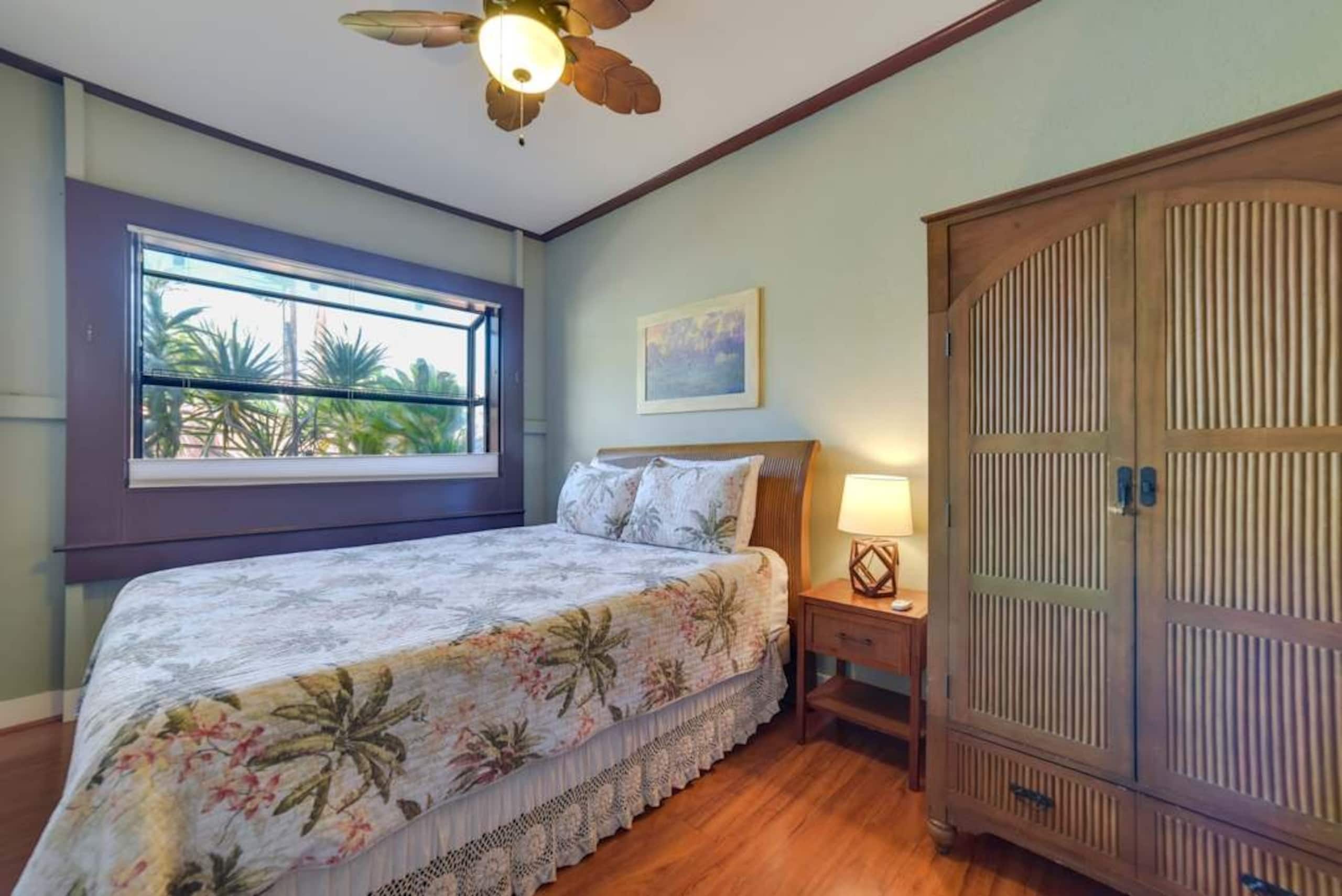 Home in Wailuku · ★4.81 · 3 bedrooms · 6 beds · 1.5 private baths - Image 12