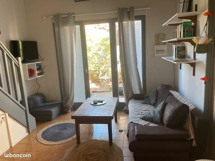 Maison à 5mn à Pied De La Plage - 나르본