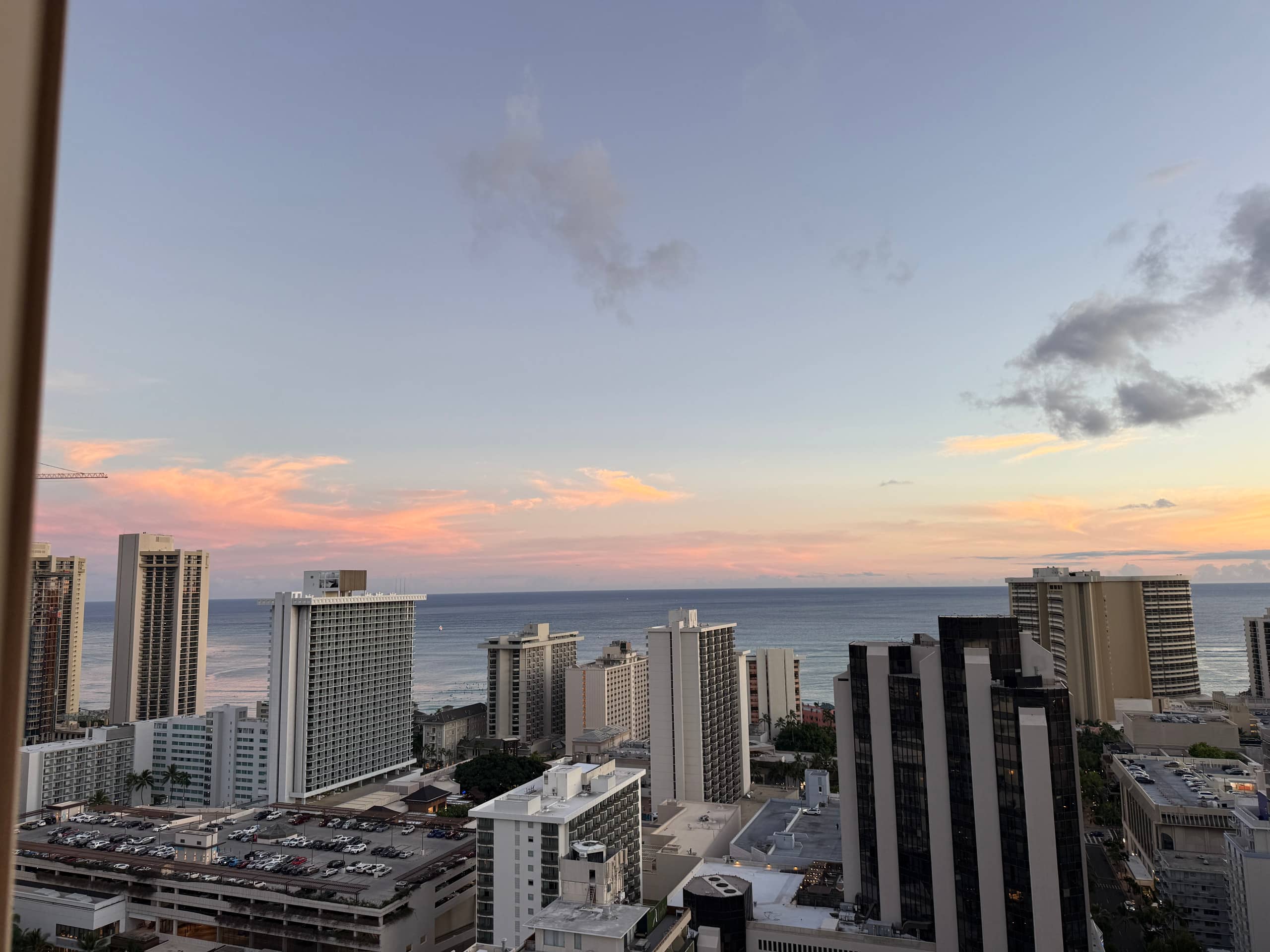 Condo in Honolulu · ★4.74 · 1 bedroom · 3 beds · 1 private bath - Image 34