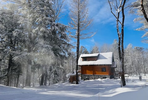 Serene Log Cabin in the Forest|Sauna|Dual Spas