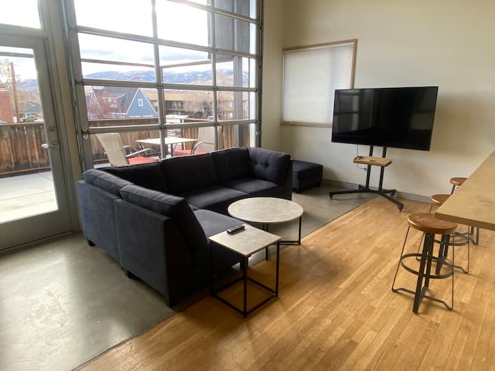 Modern Midtown Master Ensuite W/d Mt Rose Views - Reno, NV