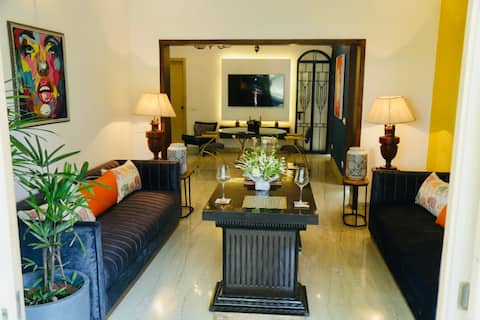 Vibrant 3-bedroom apartment in the heart of city