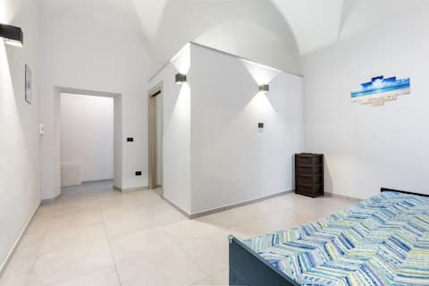 Proprietà Airbnb di successo: Hostdomus - Garibaldi Suite a Loano