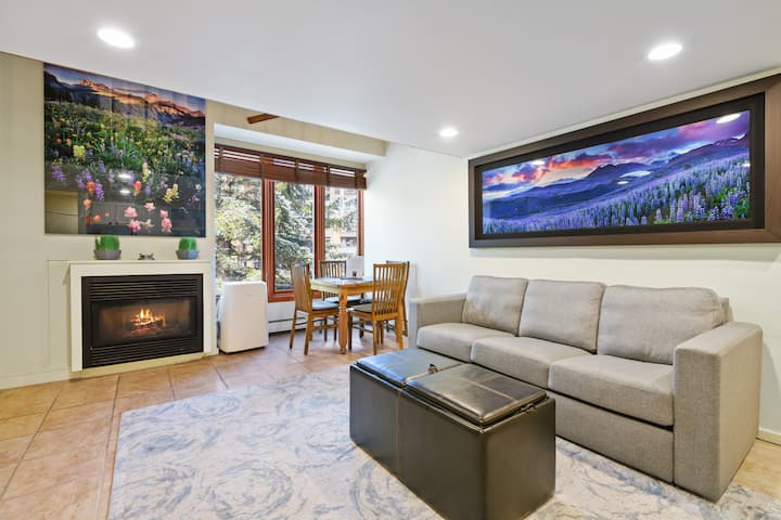 Vail Village Condo W / Full Lofted Bedroom Area #6 - Vail, CO