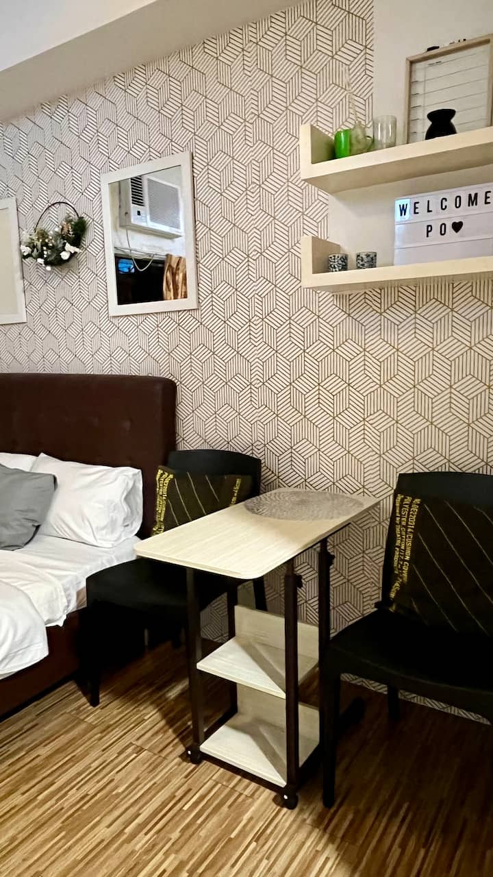 Enjoy A Stylish Experience@centrally-located Place - Muntinlupa