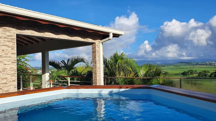 Upper Floor Villa sleeps 10 Panoramic View