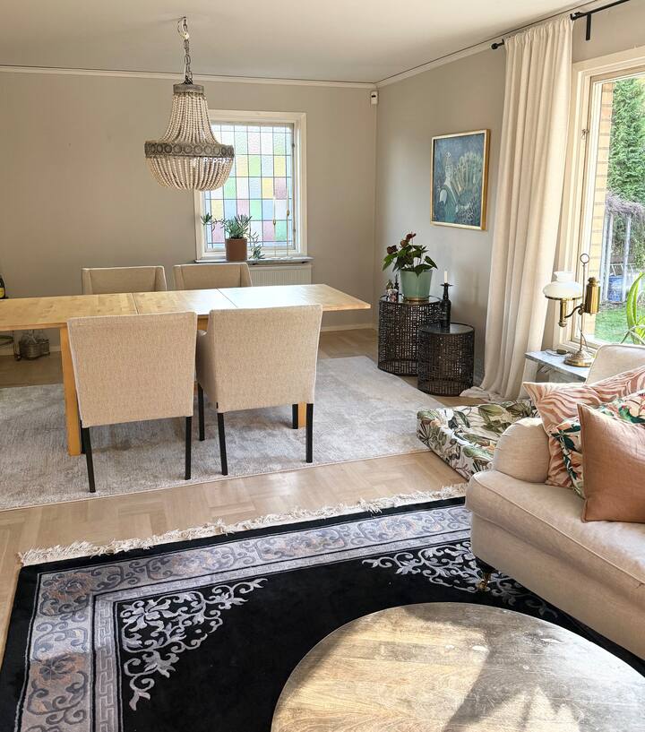 Stor Villa Med Härlig Terrass, Nära Badplats! - Kalmar