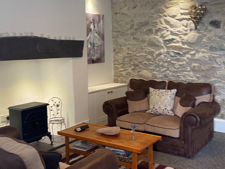 Ty Iris -Quaint Quarrymans Cottage In Snowdonia - Bethesda
