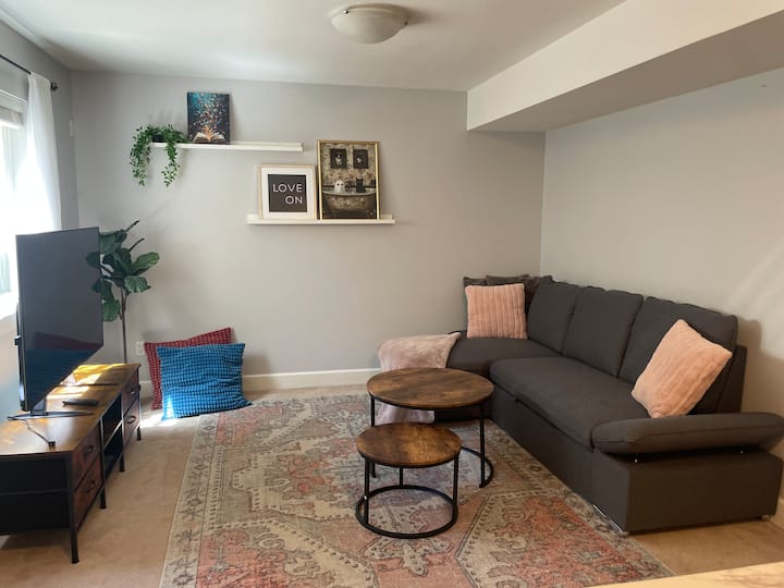 Langley Modern Suite Near Langley Event Centre - Langley