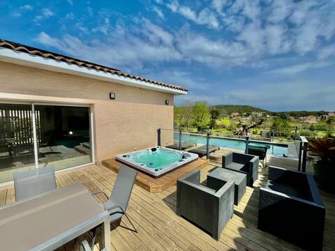 Beautiful vacation villa with pool