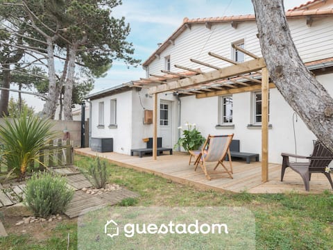 La Gravette - 650 m from the beach - Parking