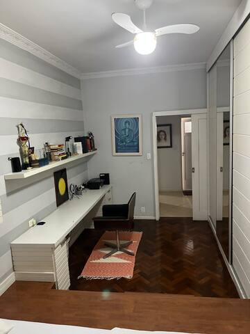 Apartamento à uma quadra da praia. gallery image 5