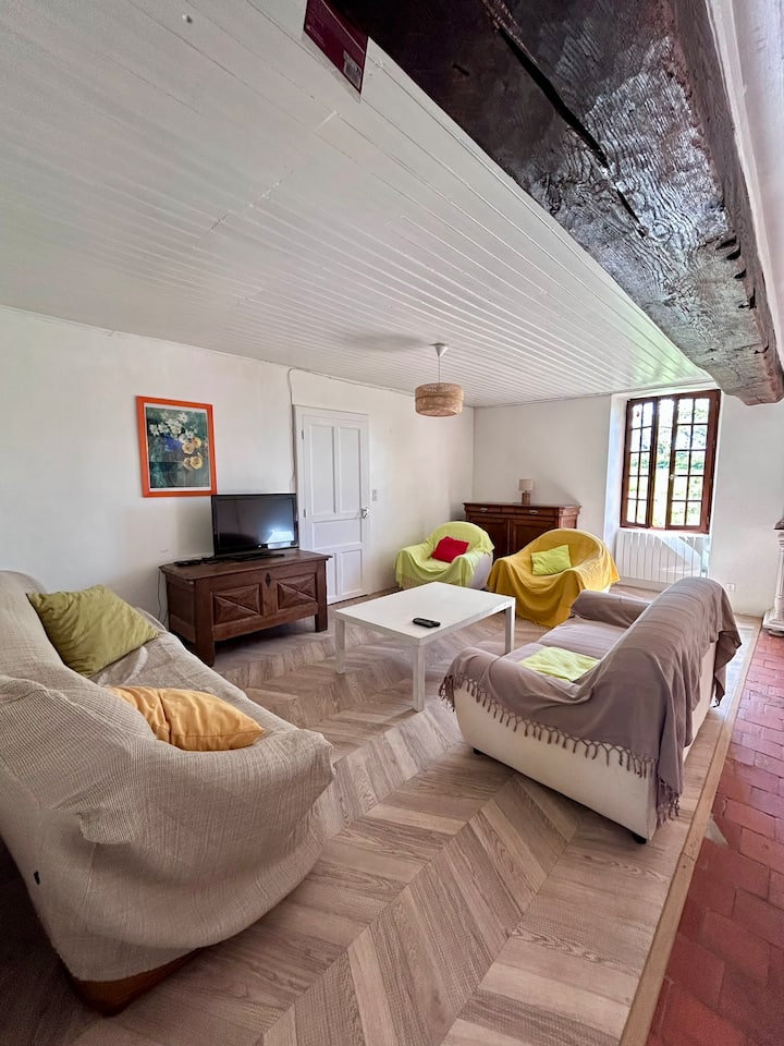Grande Maison Familiale Au Calme 8 Personnes - Indre