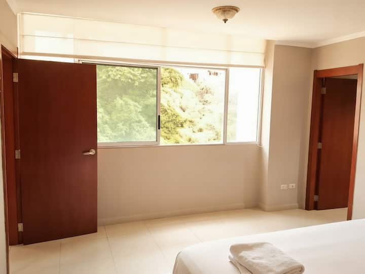 Private Secure Suite – Riverfront 1 - Guayaquil