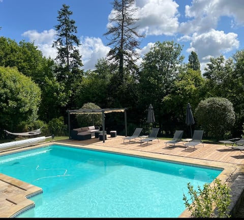 3 beautiful cottages, sleeps 14