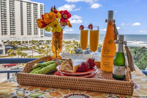 Top Airbnb: Awesome Sunrise and Sunsets @Brighton 309 in Myrtle Beach