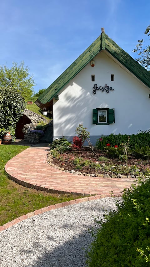 Merengő by Facsiga Winery