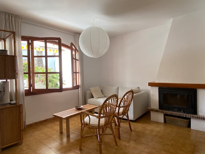 Attached House With Swimming Pool - 400 M Beach - Torredembarra