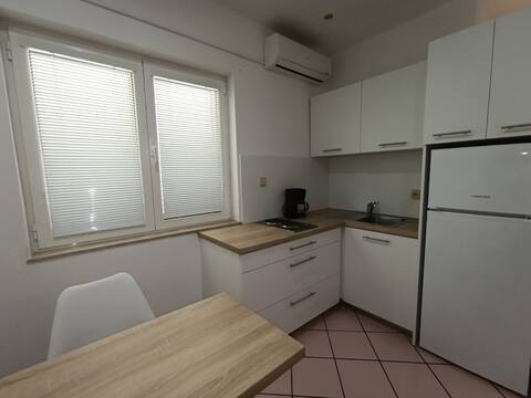 Successful Airbnb property: SEA VIEW PENSION ERO - STU 4 - PISAK CROATIA in Pisak