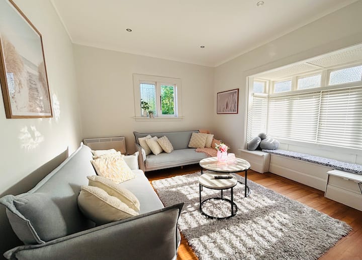 Family Friendly Herne Bay House - Auckland