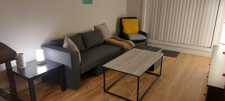 Mike's 1br Studio Off Whyte! - Edmonton