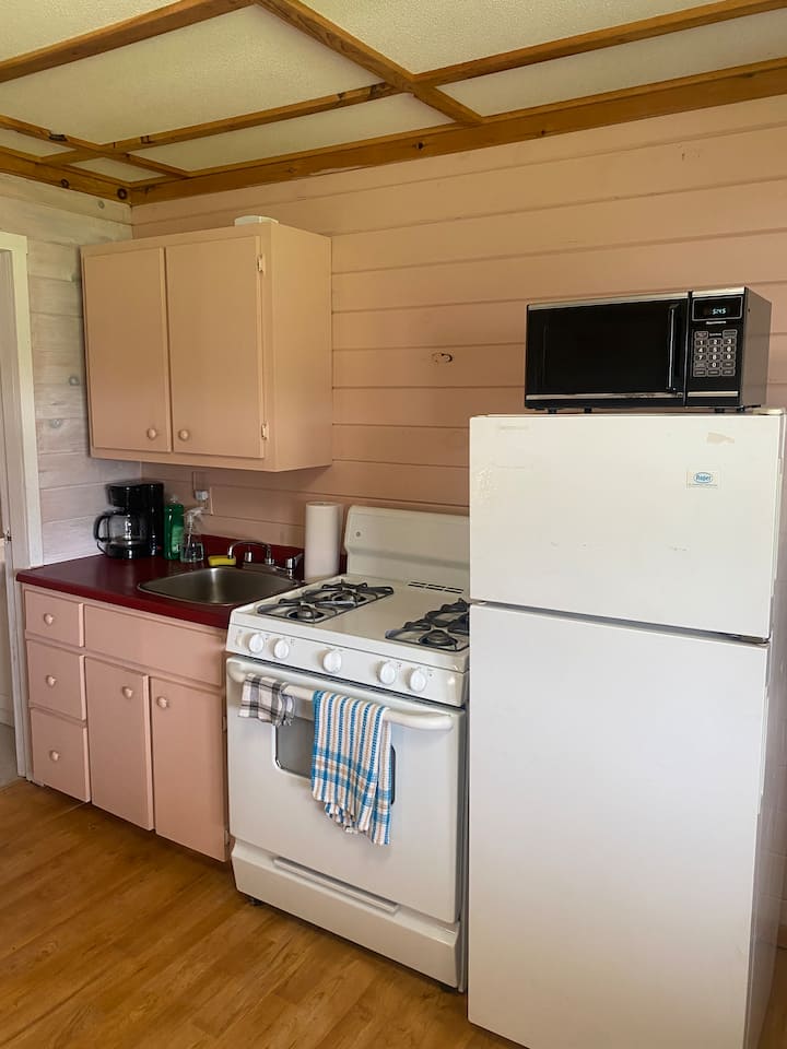 Simple/rustic/budget Studio#9 Near Cabot Beach - Île-du-Prince-Édouard