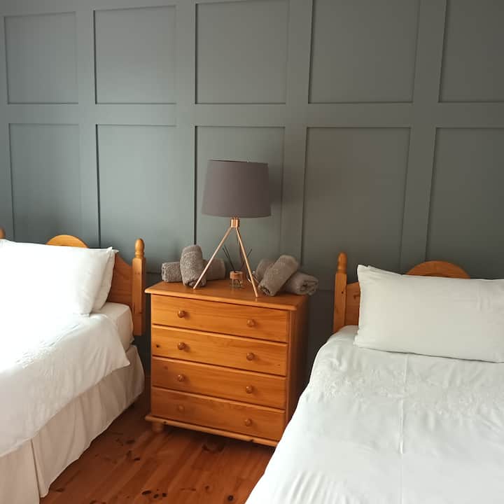 საძინებელი 1