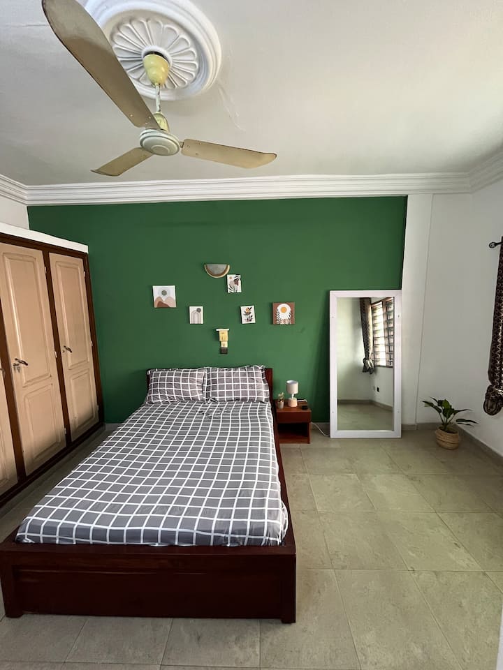 საძინებელი 1