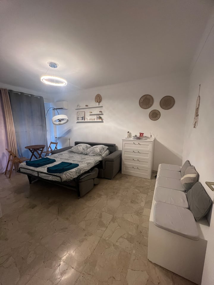 Habitación elegante y relajante, ideal para 1 o 2 personas.