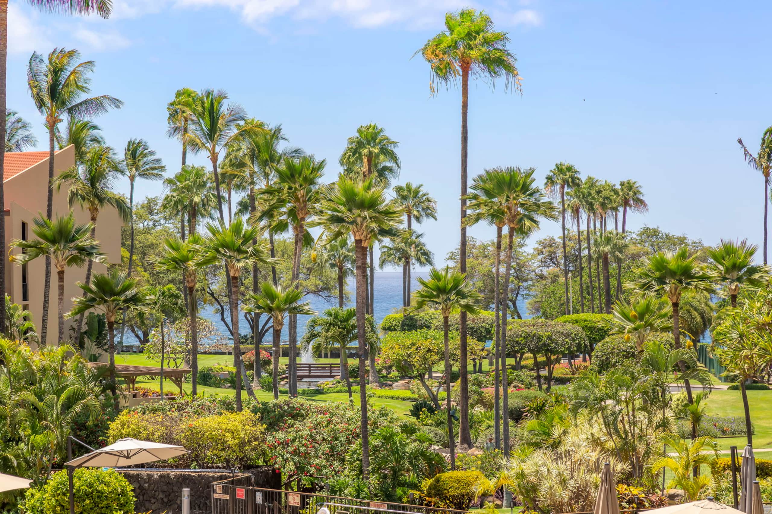 Condo in Kihei · ★4.86 · 1 bedroom · 2 beds · 2 baths - Image 14