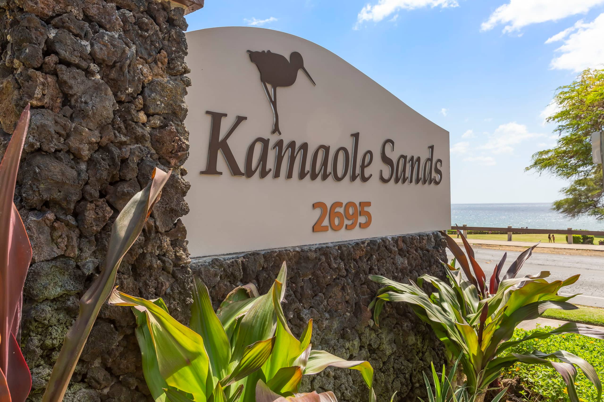 Condo in Kihei · ★4.86 · 1 bedroom · 2 beds · 2 baths - Image 5