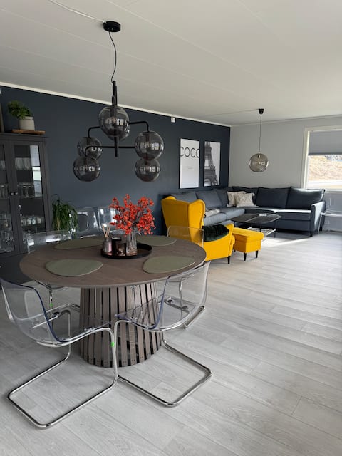 Successful Airbnb property: Family-Friendly House with Garden & Bathtub in Andøy