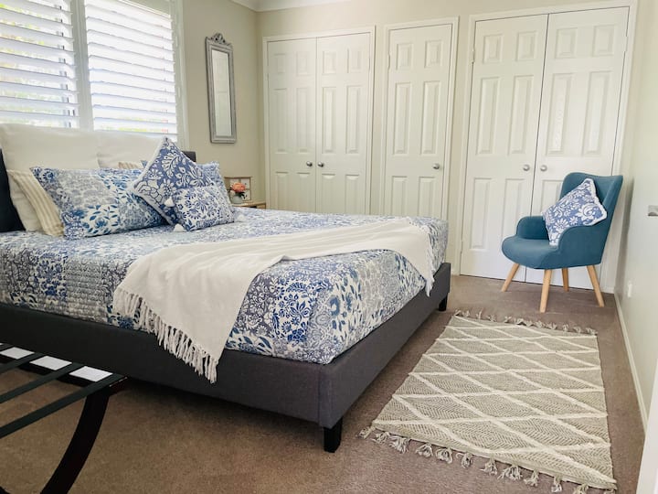 საძინებელი 1