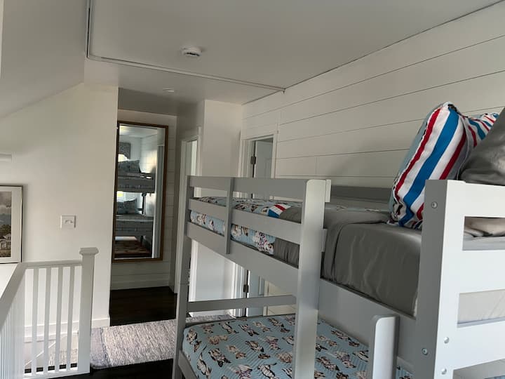 เดน/โอเพ่นสเปซ