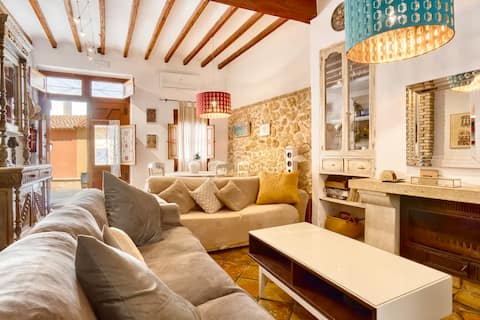 Uniquely designed house for 4 people near the sea (Altea)
